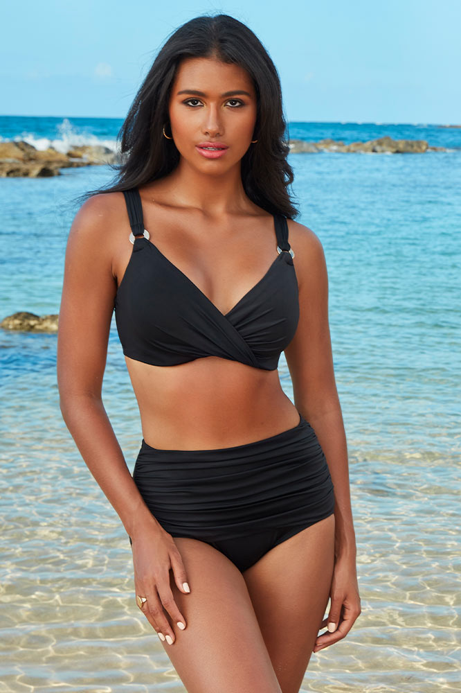 Bathing fashion suits for big busts with underwire